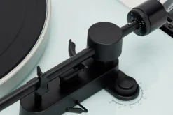 Aiwa Tv, Lyd & Det Smarte Hjem-Vinylpladespiller med bluetooth og usb