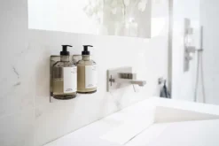 Beslag Design Badeværelsestilbehør-Base - Sæbepumpeholder