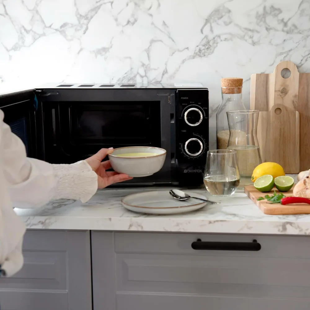 Champion Nordic Mikrobølgeovne-Mikroovn 20l 700 W