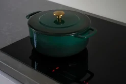 Combekk Pander & Gryder-Støbejernsgryde 24 cm Holly Green med guldknop