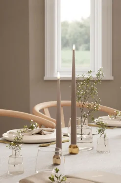 DeluxeHomeart Lys & Duft-LED Keglelys skinnende 2,2x28 cm 2 stk.