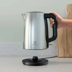 Electrolux Små Køkkenmaskiner-Kedel Create3 E3k1-3st 1,7 l 2200 W