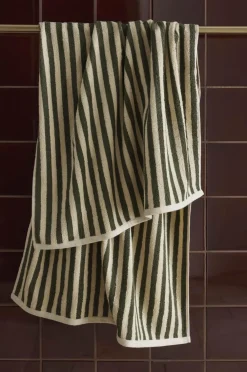 Ellos Badeværelsestekstiler-Home Badehåndklæde Stripe 70x140cm