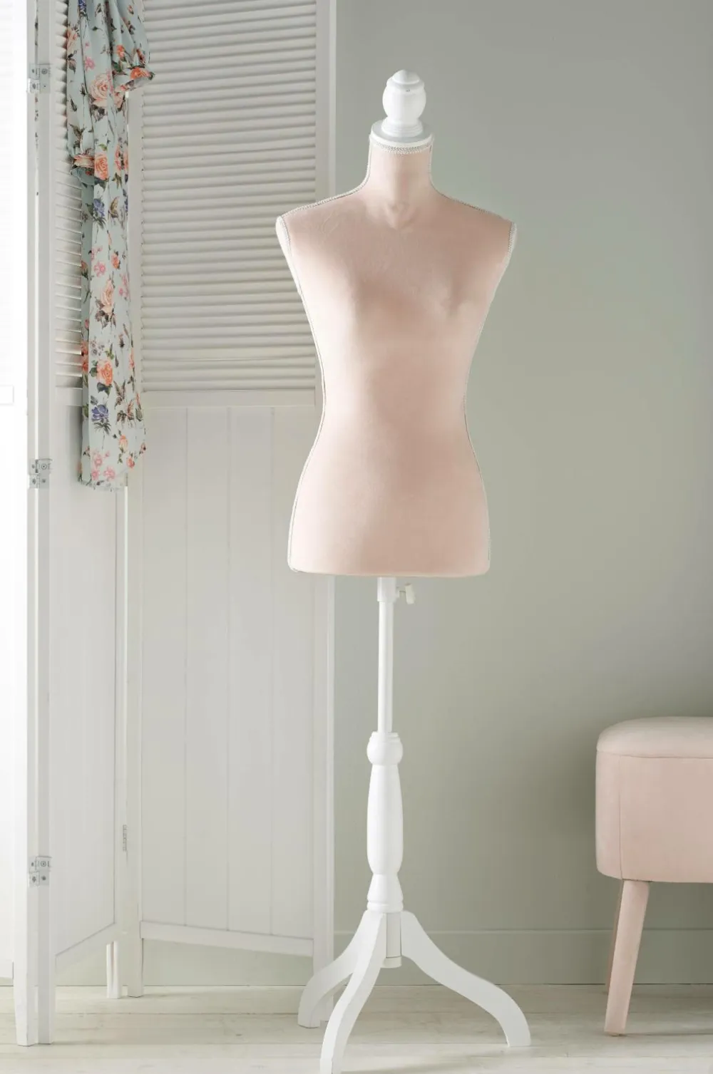 Ellos Reoler Og Opbevaring-Home Gine Chik