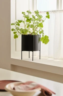 Ellos Potteskjulere-Home Potteskjuler Milton med vendbart stativ