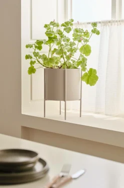 Ellos Potteskjulere-Home Potteskjuler Milton med vendbart stativ