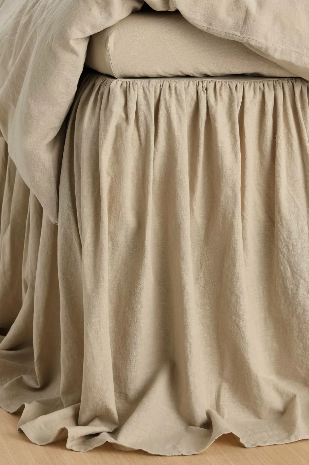 Ellos Sengekapper-Home Sengekappe Elly Frilled i genanvendt halvlinned 75 cm