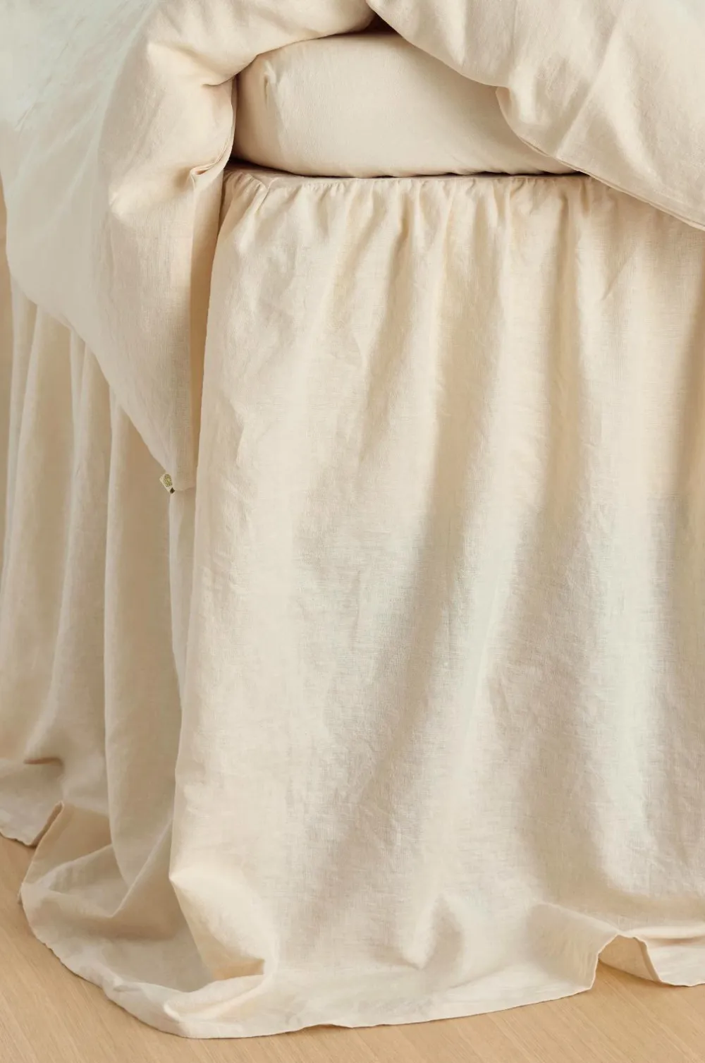 Ellos Sengekapper-Home Sengekappe Elly Frilled i genanvendt halvlinned 75 cm