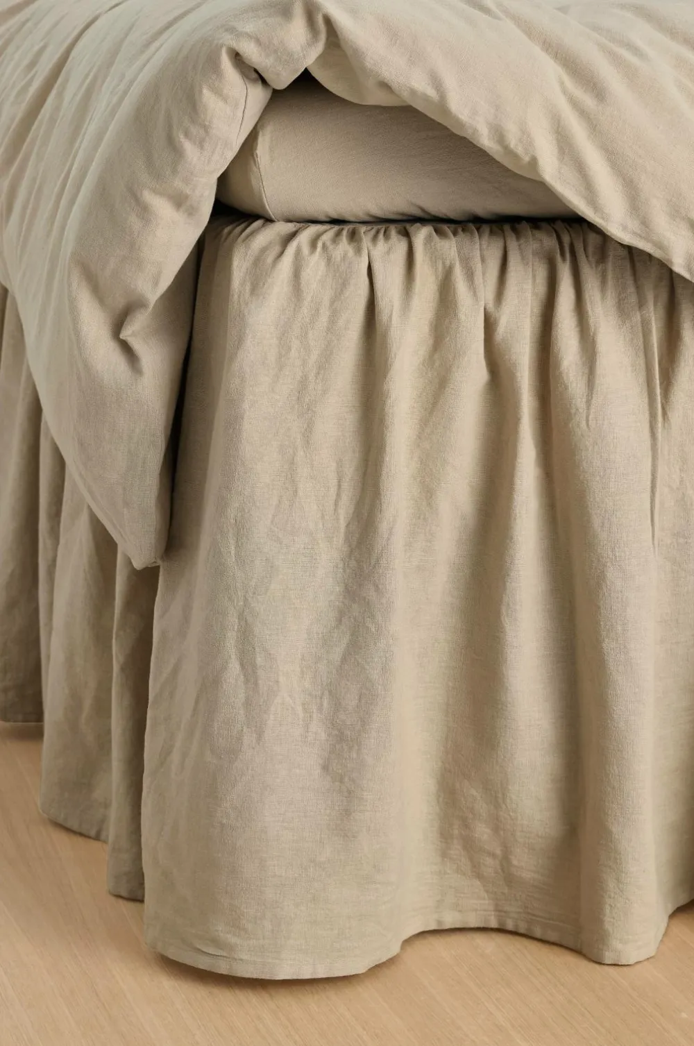 Ellos Sengekapper-Home Sengekappe Elly Frilled i genanvendt halvlinned 52 cm