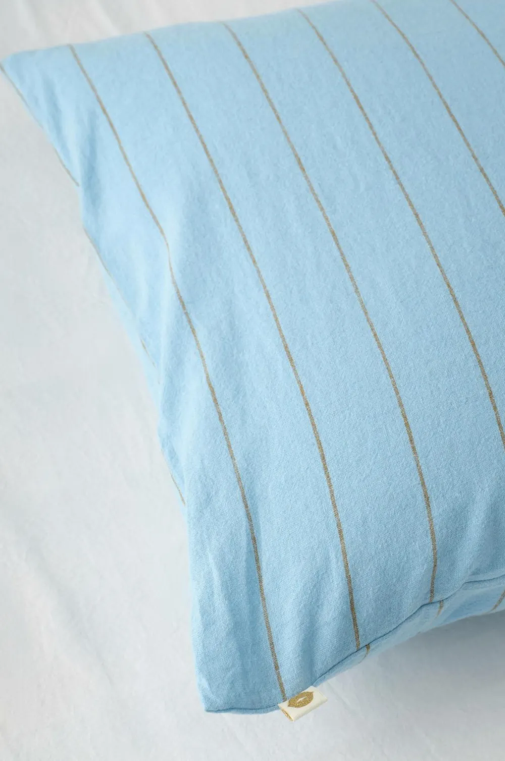 Ellos Dynebetræk|Sengesæt-Home Sengesæt Elly Thin Stripe i genanvendt halvlinned 2 eller 3 stykker