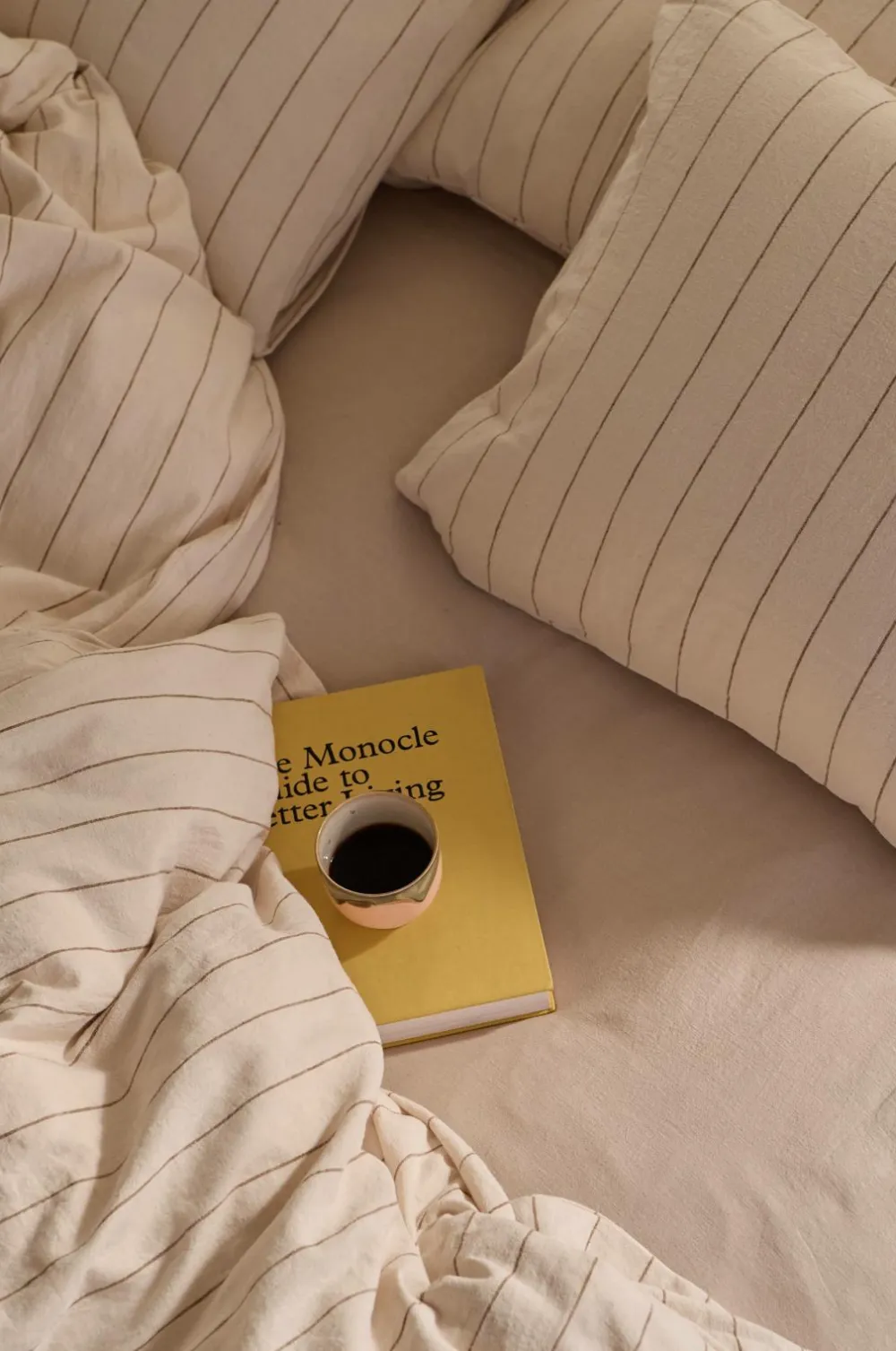 Ellos Dynebetræk|Sengesæt-Home Sengesæt Elly Thin Stripe i genanvendt halvlinned 2 eller 3 stykker