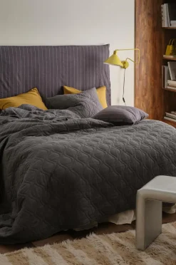 Ellos Sengetæpper-Home Sengetæppe Elly Quilted i genanvendt halvlinned