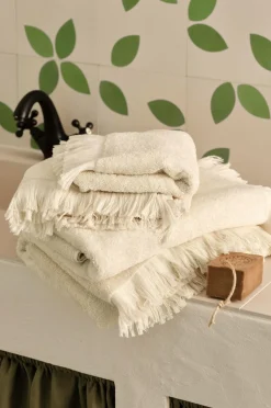 Ellos Badeværelsestekstiler-Home Sæt med frottéhåndklæder Molly 4 dele