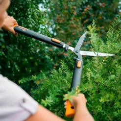 Fiskars Planter & Blomster-Hækklipper Hs86 Teleskop Smartfit