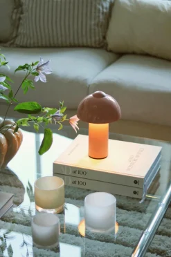 Globen Lighting Udendørsbelysning|Genopladelige Lamper-Bærbar bordlampe Buddy IP44