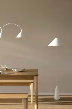 Globen Lighting Gulvlamper-Gulvlampe Cannes