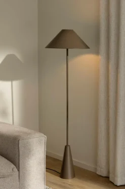 Globen Lighting Gulvlamper-Gulvlampe Cannes