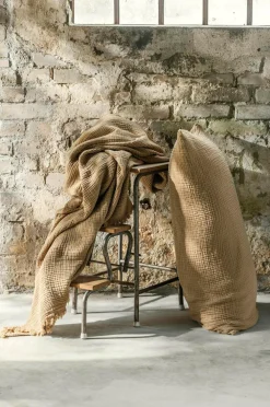 Gustav Ovland Sengetæpper-Sengetæppe Nicola