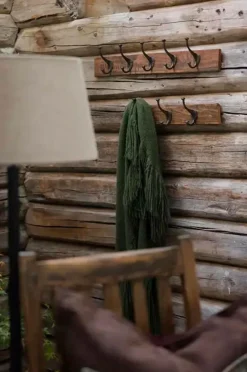 Halvor Bakke Entrémøbler-Fausko Knagerække