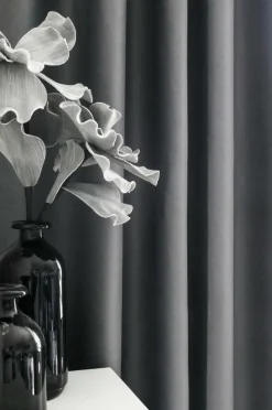 Hasta Mørklægningsgardiner-Mørklæggende gardin Dokie