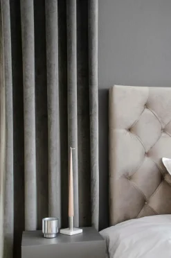 Hasta Velourgardiner-Smuk gardinlængde i velour