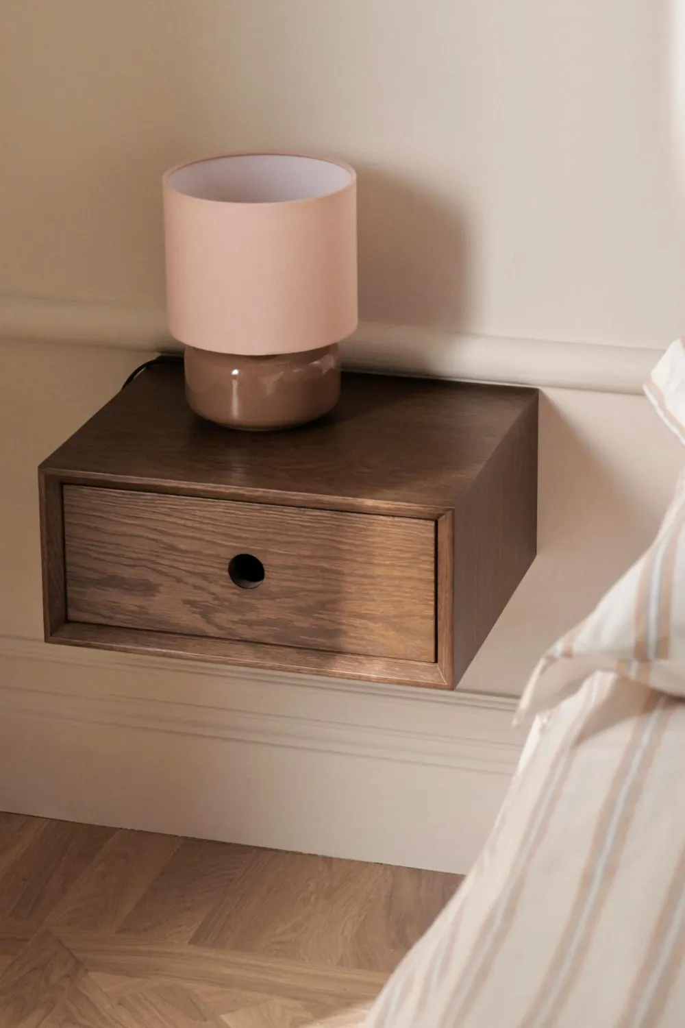 &Home Borde-Sengebord Time