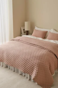 &Home Sengetæpper-Sengetæppe Heaven Dottie