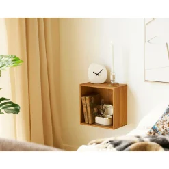 House Nordic Vægure-Bordur, Linz