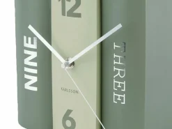 Karlsson Vægure-Bordur Book