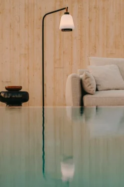 Kave Home Udendørsbelysning-Nali metalstativ til bærbare lamper i malet finish