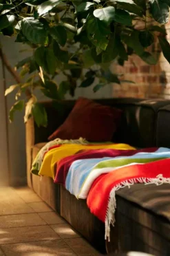 Klippan Yllefabrik Tæpper & Plaider-Ternet Arty