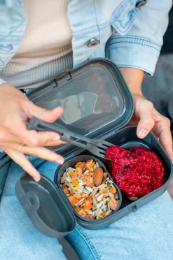 Koziol Køkkenopbevaring-Sæt Med 2x madkasse og bestik Pascal Ready