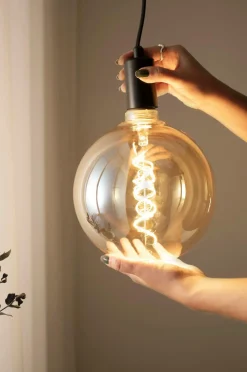 Markslöjd Lyskilder-Lyskilde Globe E27 4W Soft LED 200 mm