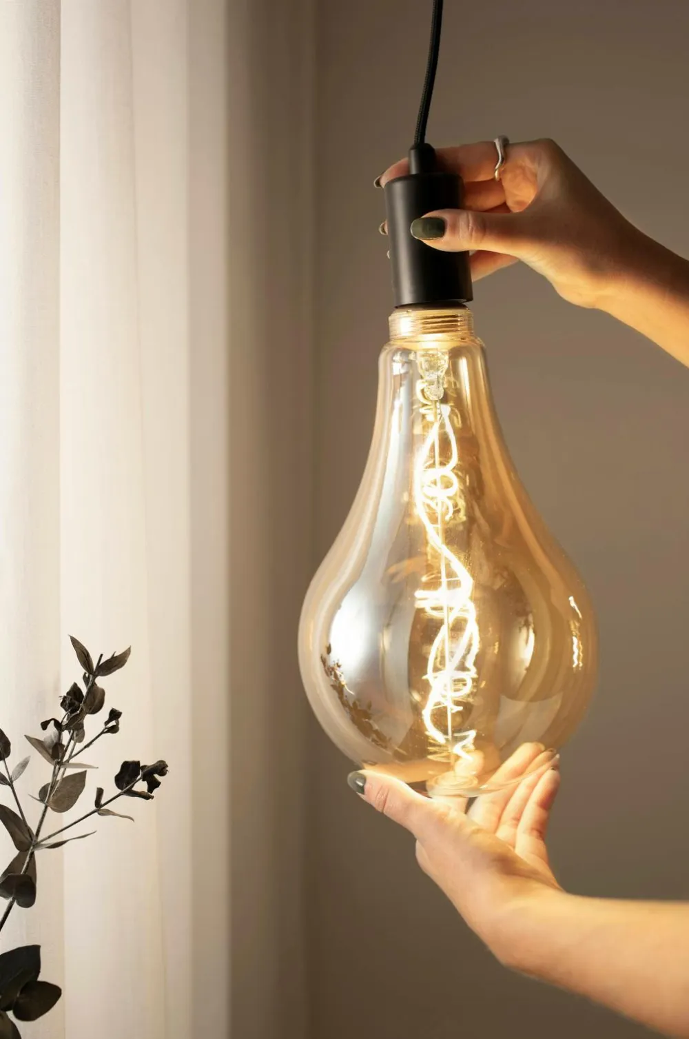 Markslöjd Lyskilder-Lyskilde Pear E27 4W Soft LED 168 mm