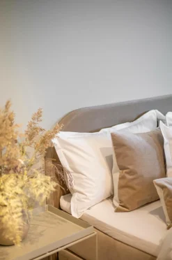 Mille Notti Senge & Madrasser-Sengegavl Bianca Velour