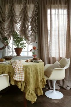 Mimou Bordtekstiler-Dug med flæse Stripe