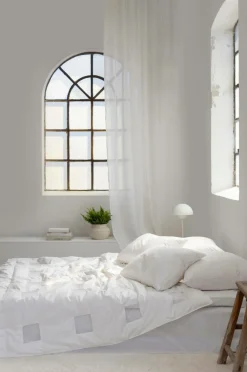 Norsk Dun Dyner & Hovedpuder-Dyne 100 % andedun ekstra let