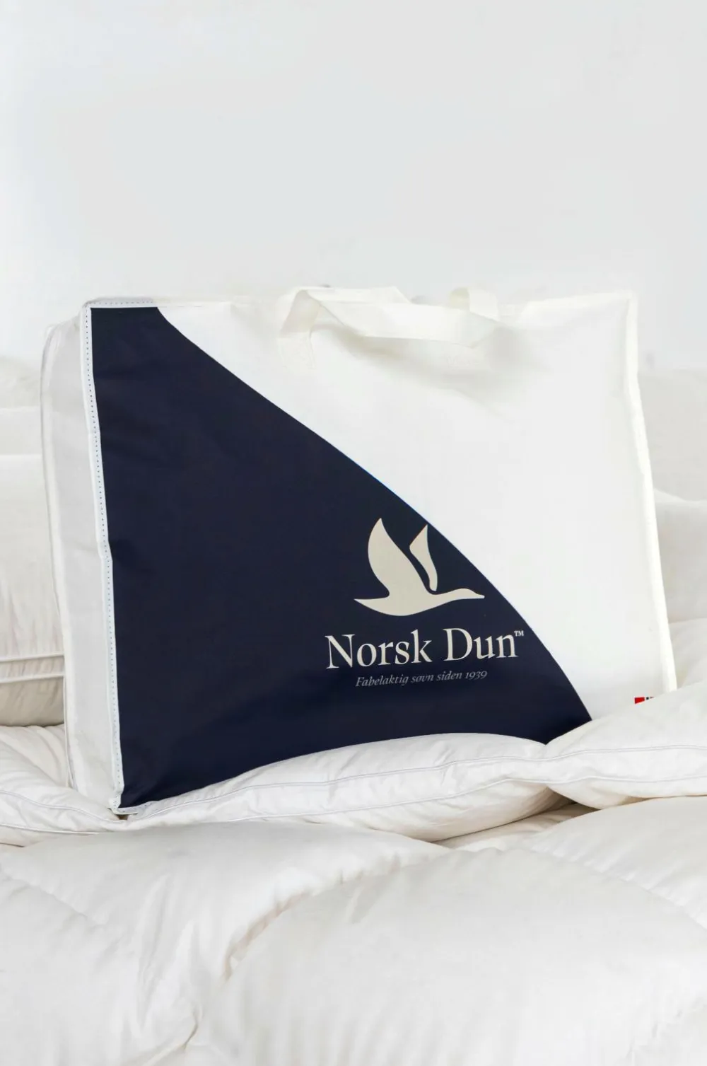 Norsk Dun Dyner & Hovedpuder-Pude 100 % andedun Lav