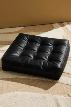 Pastill Puffer & Fodskamler-Luca gulvpude i vegansk læder 64x64x15 cm