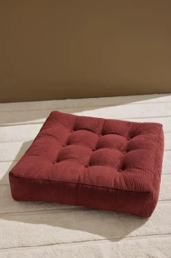 Pastill Puffer & Fodskamler-Luca gulvpude manchester 64x64x15 cm