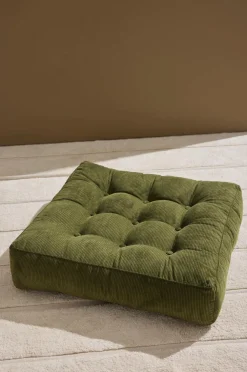 Pastill Puffer & Fodskamler-Luca gulvpude manchester 64x64x15 cm