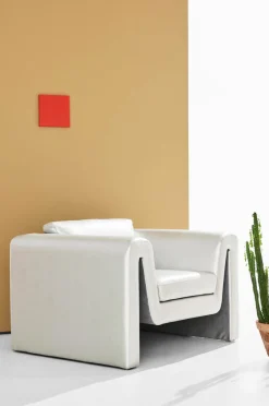 Pastill Sofaer & Lænestole-Mika lænestol i vegansk læder