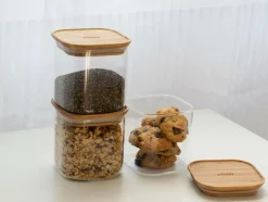 Pebbly Køkkenopbevaring-Firkantede dåser med bambuslåg 800 ml