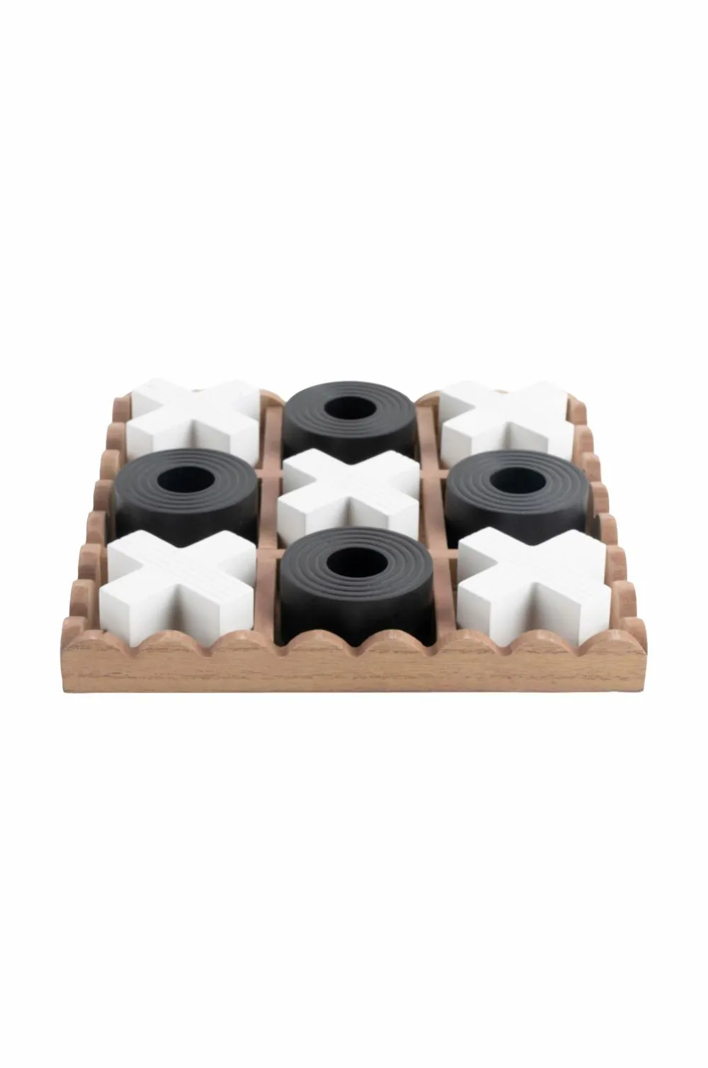 Present Time Pynteting-Tic Tac Toe