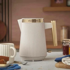 Russell Hobbs Små Køkkenmaskiner-Kedel 2400W 1,7L 26751-70