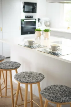 Skinnwille Udemøbler & Have|Møbeltekstiler-Pelshynde fåreskind rund Curly