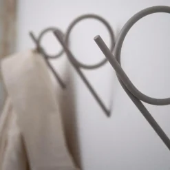 Spinder Design Entrémøbler-Frakkekrog Tuba M