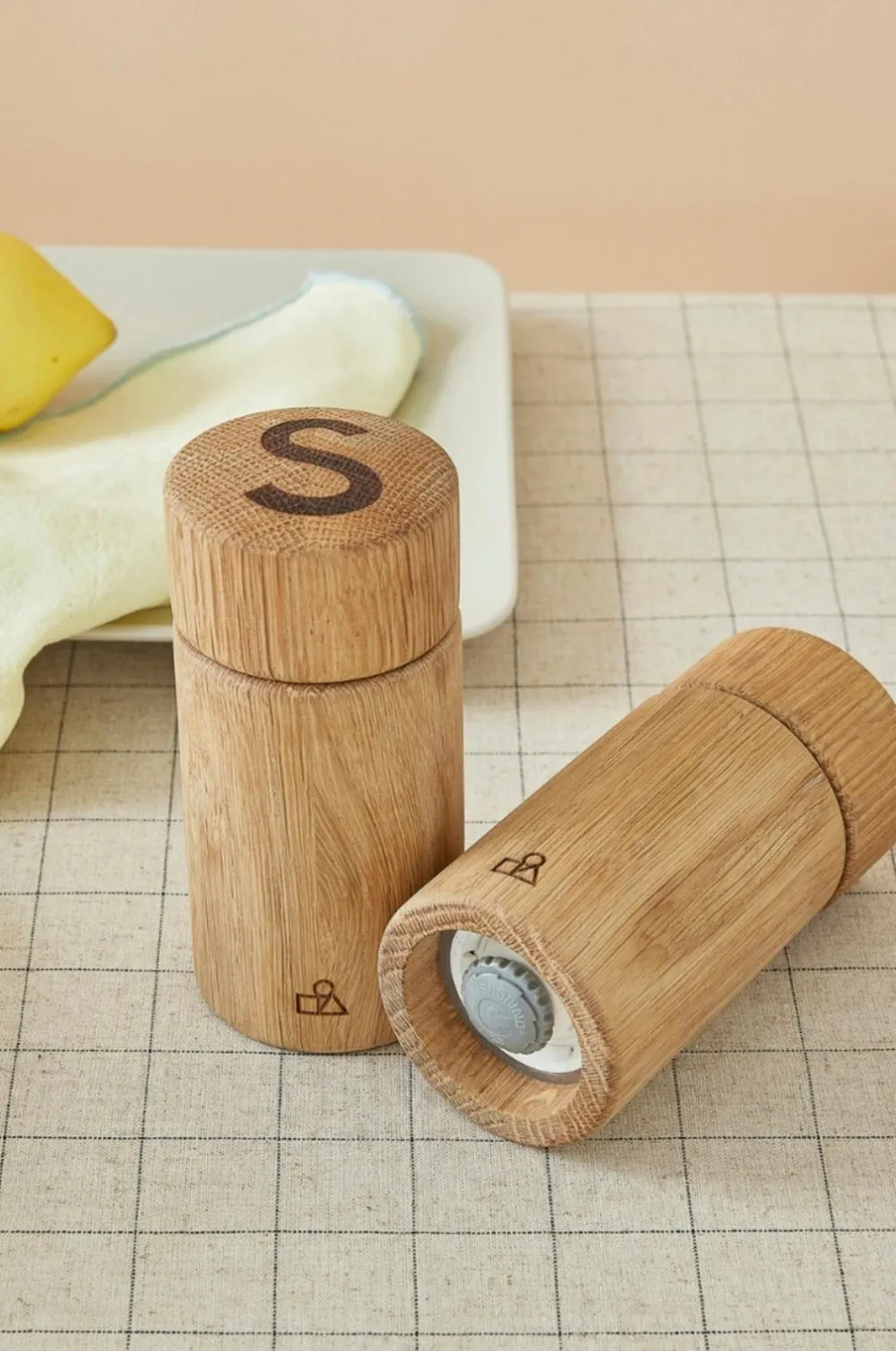 Spring Copenhagen Husholdningsartikler-Salt- og peberkværn Twins 2 stk.