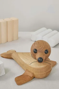 Spring Copenhagen Pynteting-Trædoration Seal Anaana 17 cm