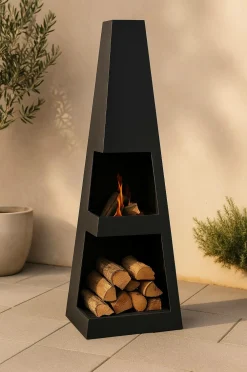 Venture Home Havepynt-Ildsted, Bastian